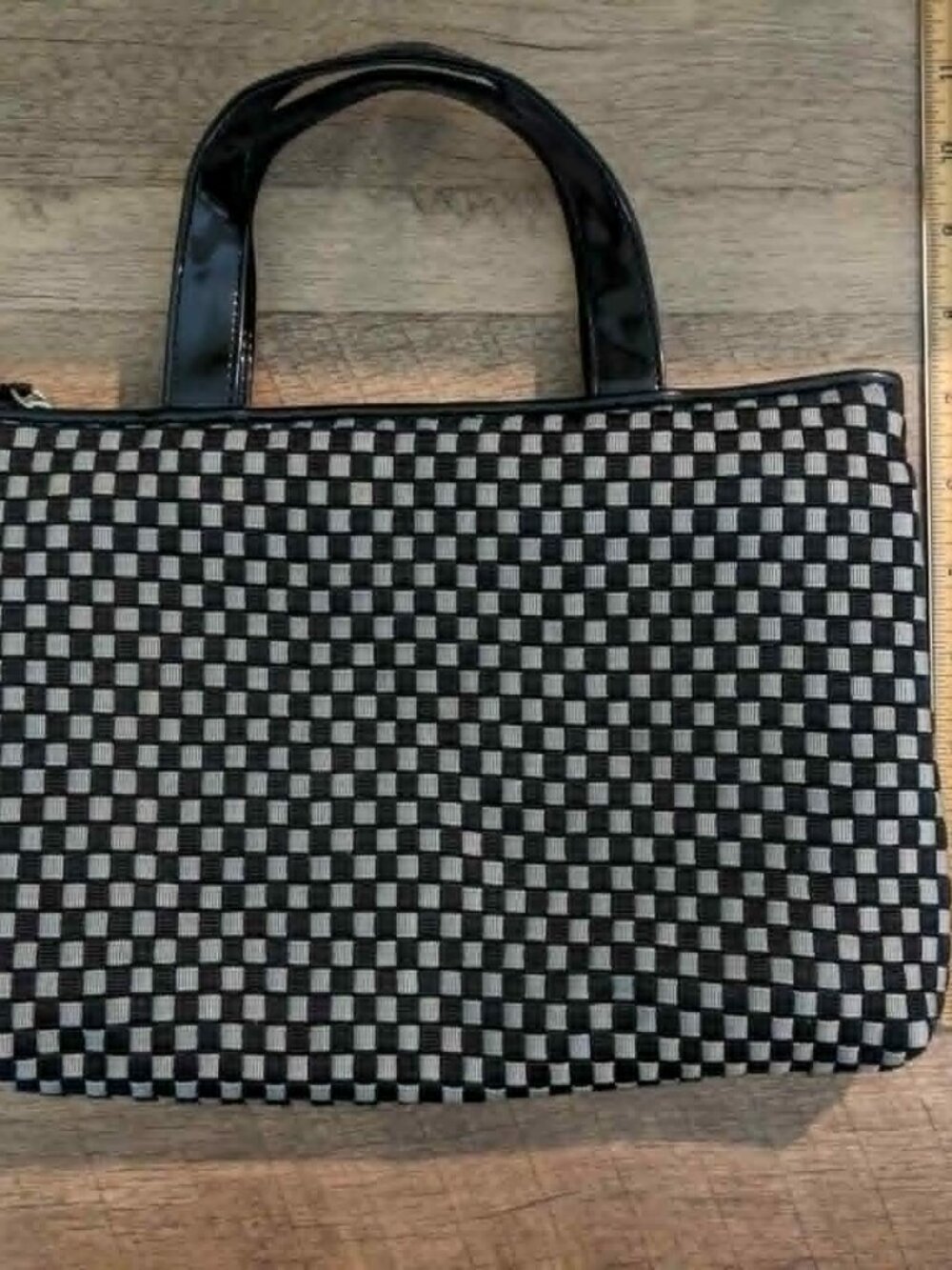 Bueno Top Handle Purse Tote Checkered Woven Black Gray 9.5 x 6.5 inch - EUC